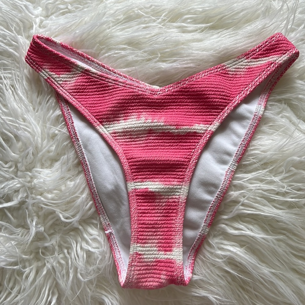 LA Hearts Pink Scrunch Bikini - Picture 9 of 13